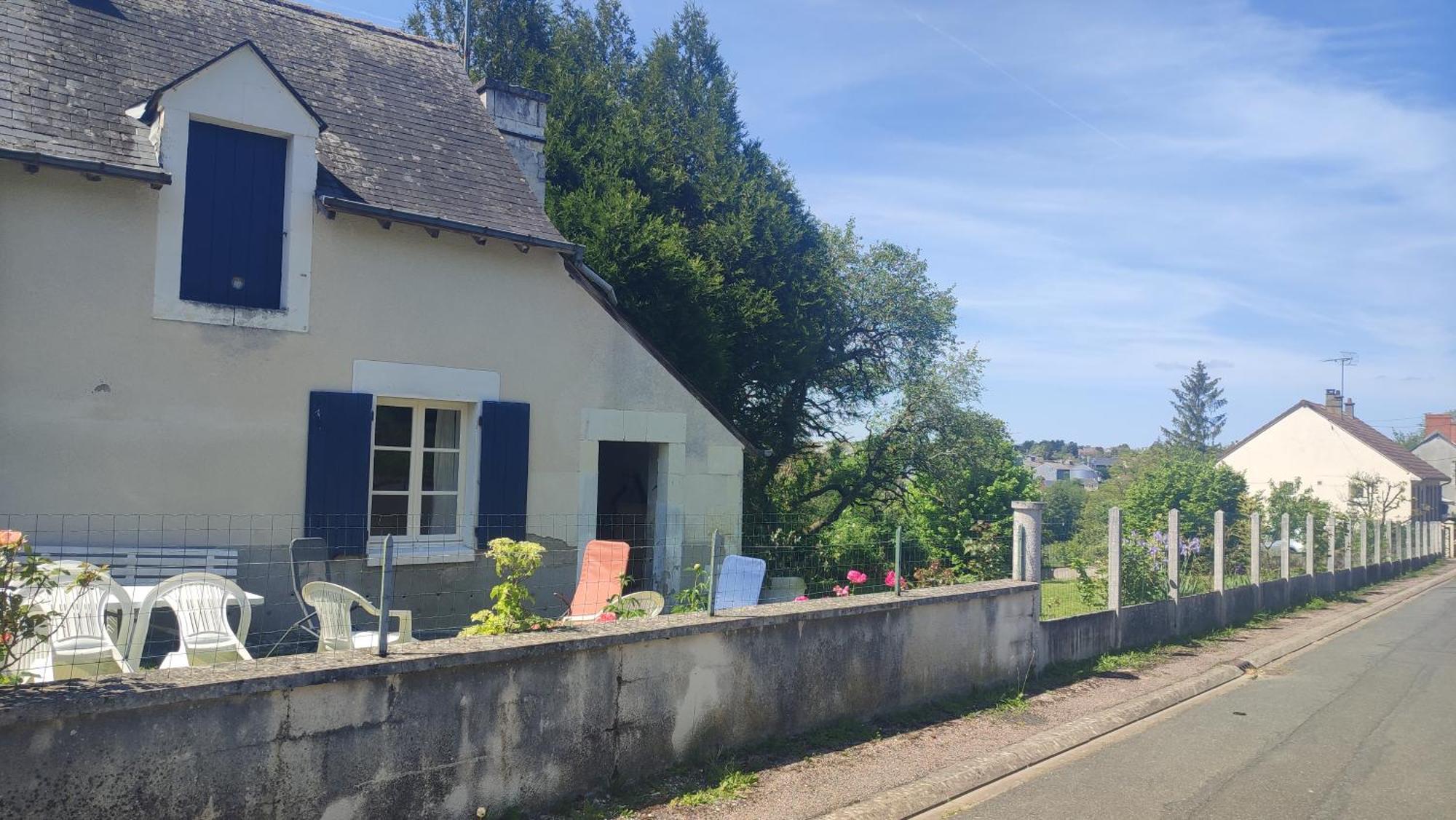 Maison Plain Pied, 2 Chambres, Longere Typique , Fraiche, Dans Bourg Avec Tous Commerces Lucay-le-Male Exterior photo