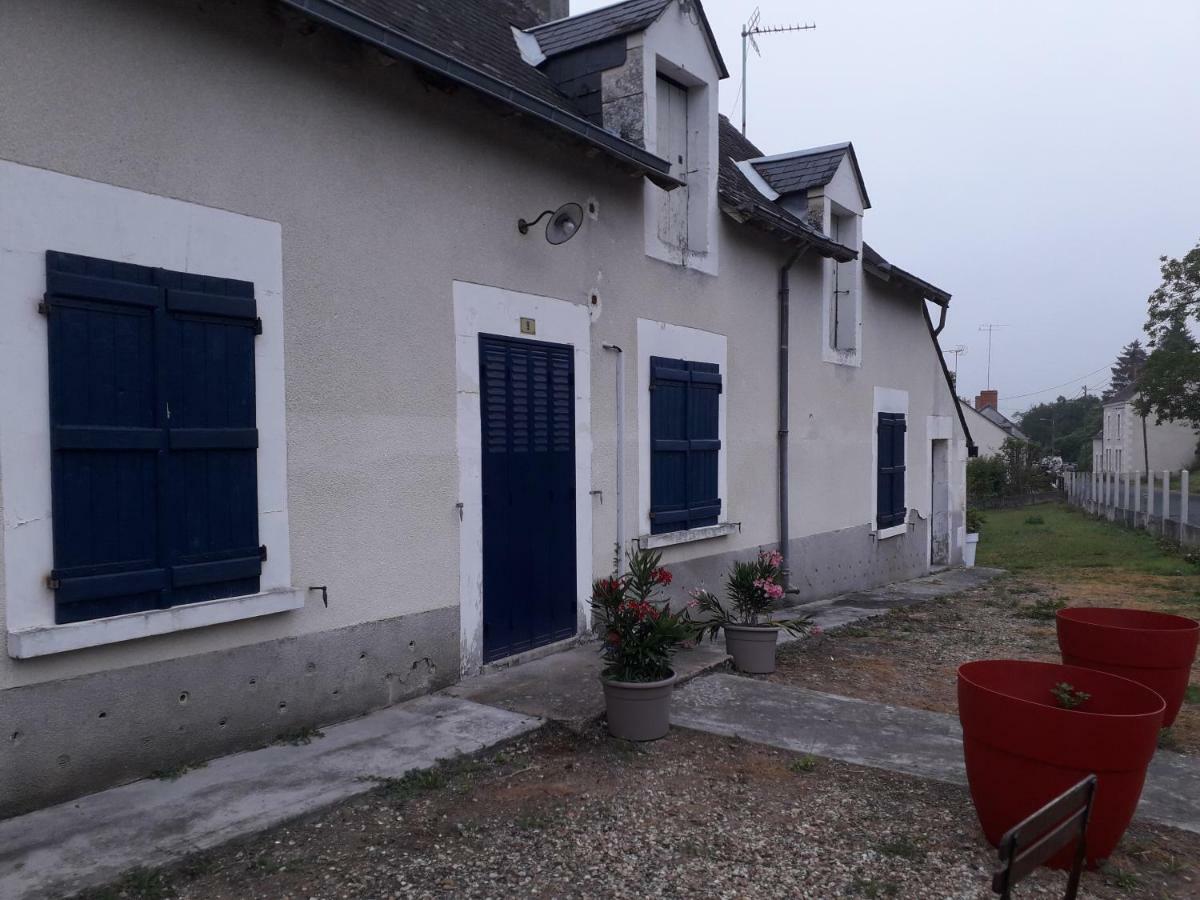 Maison Plain Pied, 2 Chambres, Longere Typique , Fraiche, Dans Bourg Avec Tous Commerces Lucay-le-Male Exterior photo